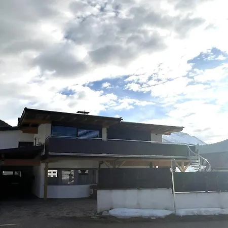 Apartment Haus Rabensteiner *